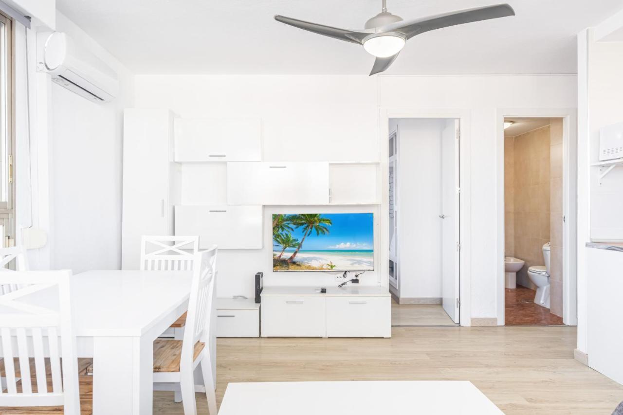 Acuarium 3-13-a Levante Apartment *